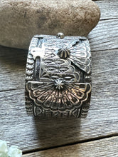 Load image into Gallery viewer, Sunshine Reeves 925 Sterling Silver Thunderbird Cuff Bracelet. Navajo