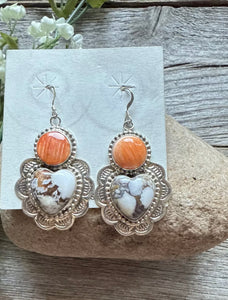 Navajo Sterling Silver Wild Horse Spiny Oyster Heart Earrings. DW