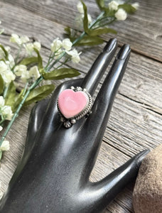 Navajo 925 Sterling Silver Pink Conch Heart Adjustable Ring. AM