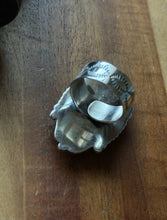 Load image into Gallery viewer, Navajo Handmade Sterling Silver Pink Conch Adjustable Ring Etta Enditto Gift