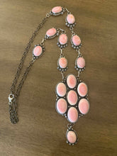 Load image into Gallery viewer, Navajo sterling silver pink conch necklace earrings KY