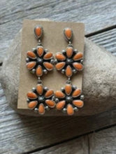 Load image into Gallery viewer, Navajo 925 Sterling Silver Orange Spiny Oyster  Cluster Handmade Earrings LY