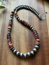 Load image into Gallery viewer, Sterling Silver Graduated Purple Spiny Oyster Pearls Bead Necklace 22 Inch