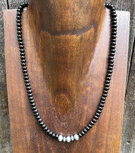 Load image into Gallery viewer, Southwestern 925 Sterling Silver Black Onyx W Pearls Bead Necklace. 18 inch