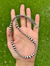 Load image into Gallery viewer, 4mm - 8mm Multi Graduated Sterling Silver Oxidized Pearls Bead Necklace 14 Inch