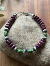 Load image into Gallery viewer, Purple Spiny Oyster Sonoran Gold Turquoise Sterling Silver Pearls Bead Bracelet