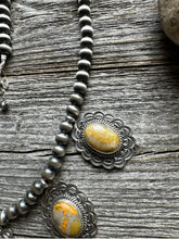 Load image into Gallery viewer, Sunshine Reeves 925 Sterling Silver Bumblebee Jasper Pearls Necklace Navajo