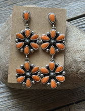 Load image into Gallery viewer, Navajo 925 Sterling Silver Orange Spiny Oyster  Cluster Handmade Earrings LY