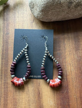 Load image into Gallery viewer, Sterling Silver Purple Red Spiny Oyster Pearls Bead Loop Hoop Earrings. 3 Inch