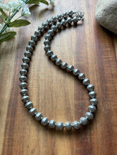 Load image into Gallery viewer, Sterling Silver 10mm Stamped Pearls Bead Necklace. 14 Inch