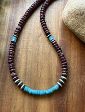 Load image into Gallery viewer, Sterling Silver Purple Spiny Oyster Heishi Turquoise Pearls Bead Necklace 18”
