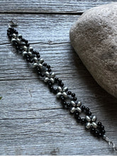 Load image into Gallery viewer, Floral Sterling Silver Black Onyx Pearls Bead Bracelet. 7 Inch