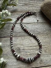 Load image into Gallery viewer, Purple Spiny Oyster Multi Graduated Sterling Silver Pearls Bead Necklace 18 inch