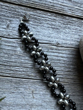 Load image into Gallery viewer, Floral Sterling Silver Black Onyx Pearls Bead Bracelet. 7 Inch
