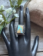 Load image into Gallery viewer, Sunshine Reeves 925 Sterling Silver Royston Turquoise Ring. Navajo. Size 8