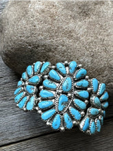 Load image into Gallery viewer, Vintage Pawn Navajo Sterling Silver Blue Turquoise Cluster Cuff Bracelet JW