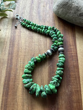 Load image into Gallery viewer, Sterling Silver Green Turquoise Nuggets W Pearls Bead Necklace. 18 Inch