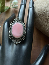 Load image into Gallery viewer, Navajo Handmade Sterling Silver Pink Conch Adjustable Ring Etta Enditto Gift