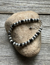 Load image into Gallery viewer, Black Onyx 6mm 7 Inch 925 Sterling Silver Pearls Bead Bracelet