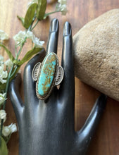 Load image into Gallery viewer, Native American Sterling Silver Blue Turquoise Ring Size 9 CL