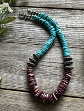 Load image into Gallery viewer, Sterling Silver Purple Spiny Oyster W Turquoise Bead Necklace. 18 inch