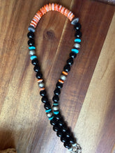 Load image into Gallery viewer, Sterling silver black onyx spiny oyster necklace 18inch