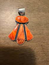 Load image into Gallery viewer, Navajo sterling silver orange spiny oyster pendant
