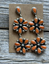 Load image into Gallery viewer, Navajo 925 Sterling Silver Orange Spiny Oyster  Cluster Handmade Earrings LY
