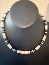 Load image into Gallery viewer, Sterling silver pink conch bead necklace 18inch
