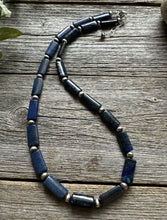Load image into Gallery viewer, Sterling Silver Lapis Pearls Bead Necklace. 18 inch