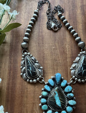 Load image into Gallery viewer, Navajo Sterling Silver Black Jack Kingman Turquoise Lariat Pearls Chain Necklace