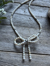Load image into Gallery viewer, Bow Sterling Silver Freshwater Pearls Bead Necklace. 18 inch