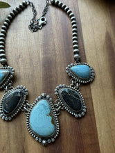 Load image into Gallery viewer, Navajo Sterling Silver Black Jack Kingman Turquoise Lariat Pearls Chain Necklace