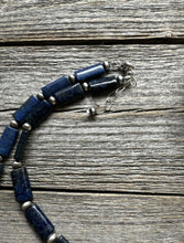 Load image into Gallery viewer, Sterling Silver Lapis Pearls Bead Necklace. 18 inch