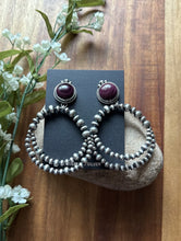 Load image into Gallery viewer, Navajo Sterling Silver Purple Spiny Oyster Pearl Double Loop Earrings Etta E