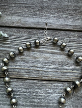 Load image into Gallery viewer, 10mm 18 inch Striped Sterling Silver Pearls Rosary Bead Necklace.