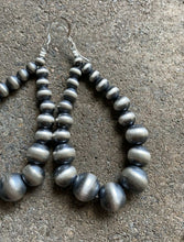 Load image into Gallery viewer, Sterling Silver Graduated Pearls Bead Earrings. 5mm-12mm