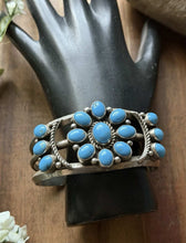 Load image into Gallery viewer, Native American Sterling Silver Blue Turquoise Cluster Cuff Bracelet RB
