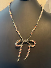 Load image into Gallery viewer, Sterling silver pink conch bow necklace 25 inch