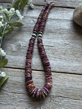 Load image into Gallery viewer, Sterling Silver Graduated Purple Spiny Oyster W Pearls Saucer Bead Necklace. 18”