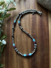 Load image into Gallery viewer, Sterling Silver Purple Spiny Oyster W Turquoise Pearls Bead Necklace. 18 inch