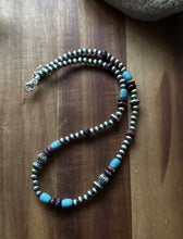 Load image into Gallery viewer, Sterling Silver Purple Spiny Oyster W Turquoise Pearls Bead Necklace. 18 inch