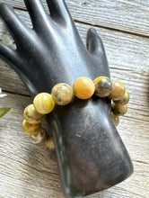 Load image into Gallery viewer, Bumblebee Jasper 7 Inch Stretch Bead Bracelet Gift Southwestern