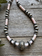 Load image into Gallery viewer, Southwestern Sterling Silver Pink Conch Bead Necklace. 22 Inch