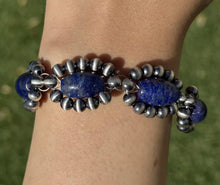 Load image into Gallery viewer, Floral Sterling Silver Blue Lapis Pearls Bead Bracelet. 8 Inch