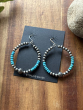 Load image into Gallery viewer, Sterling Silver Blue Turquoise Bead W Pearls Loop Hoop Earrings.