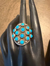 Load image into Gallery viewer, Navajo sterling silver turquoise cluster ring size 9