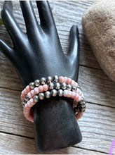 Load image into Gallery viewer, Sterling Silver Pink Conch Pearls Wrap Spiral Bead Bracelet