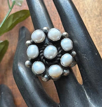Load image into Gallery viewer, Navajo Sterling Silver Pearl Cluster Adjustable Ring KY Gift