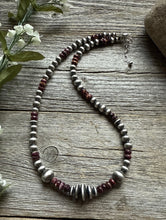 Load image into Gallery viewer, Purple Spiny Oyster Multi Graduated Sterling Silver Pearls Bead Necklace 18 inch